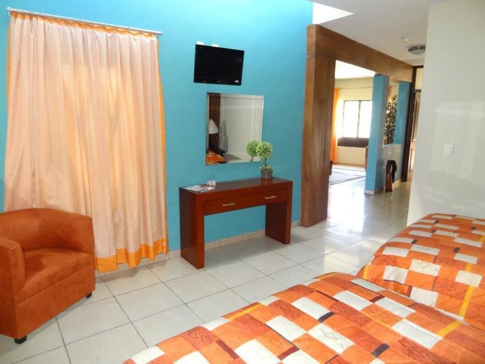 Hotel Plaza Rubio Amatitan Экстерьер фото